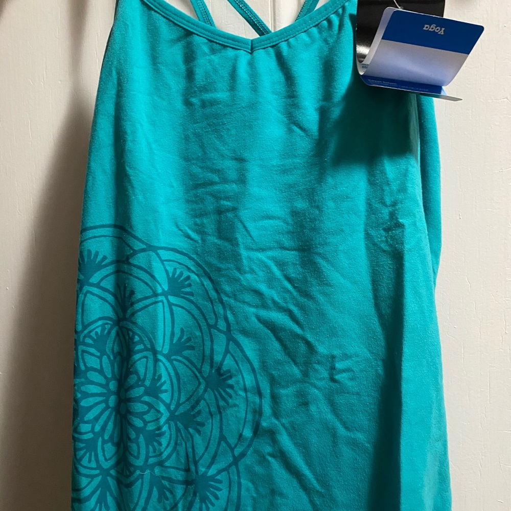 Yoga Tank NWT